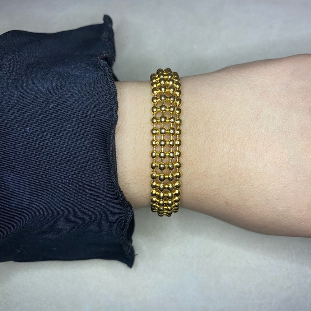 Gorgeous Vintage Gold Toned Napier Bracelet